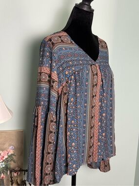 MTS Boho Blue Print Top Size S NWOT